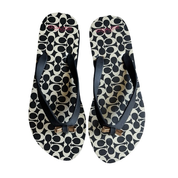 NWOT Coach Amel Rubber Signature Flip Flop Size 5-6 - Picture 1 of 5